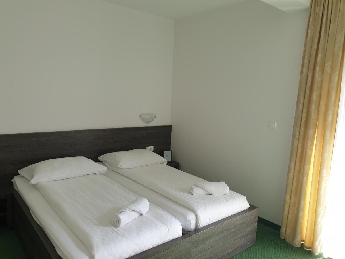 Hotel Lohovo Bihać Kültér fotó