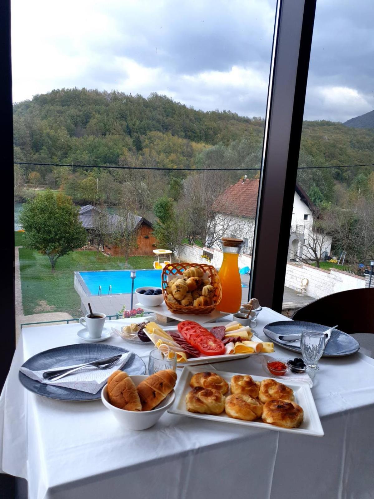 Hotel Lohovo Bihać Kültér fotó